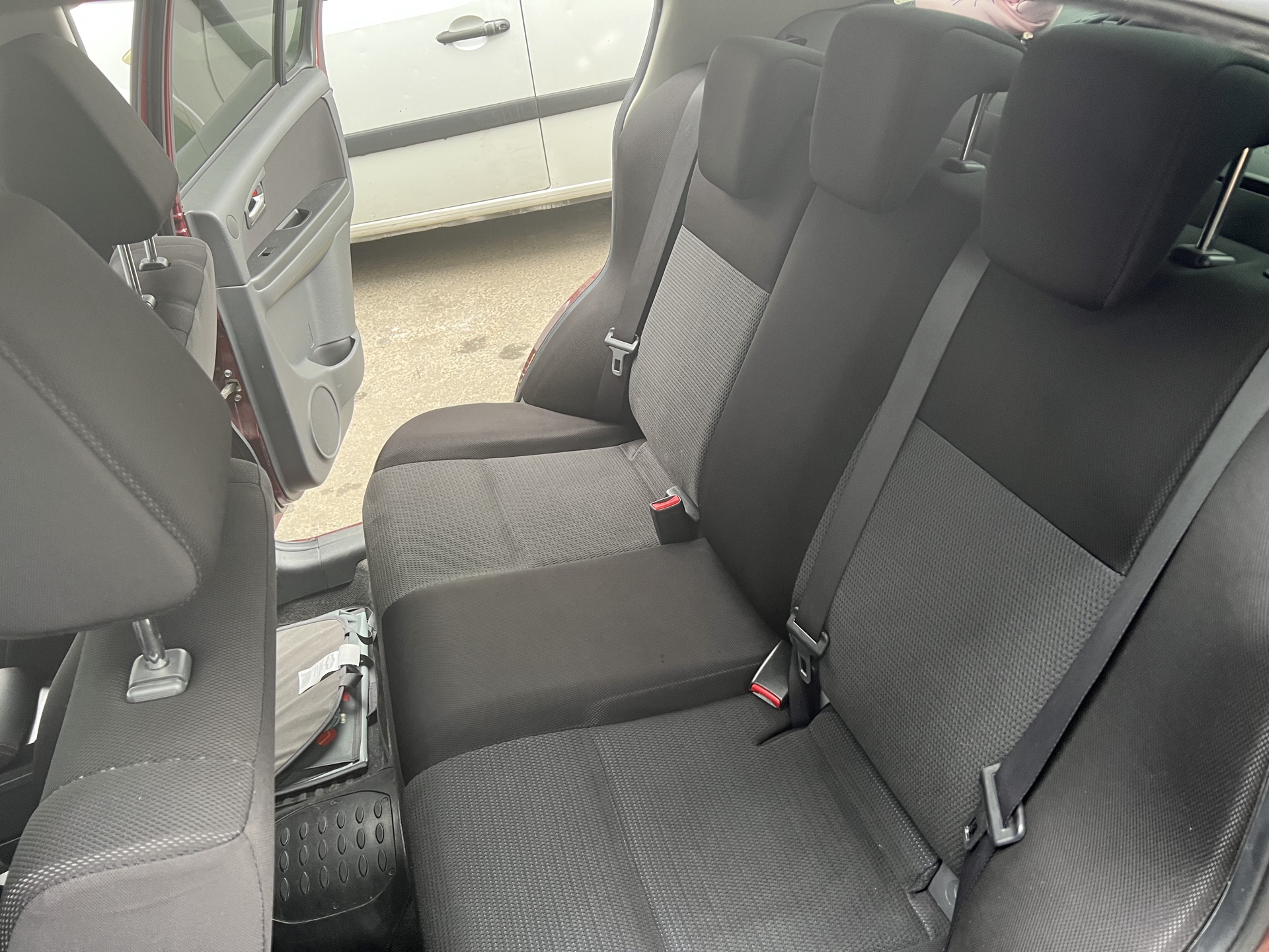 Химчистка сидений Suzuki Liana